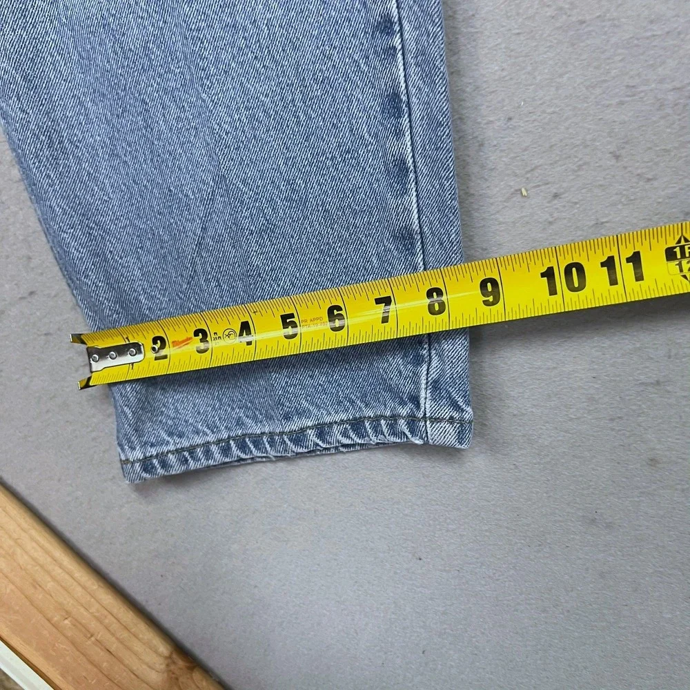 Vintage Carhartt Mens Relaxed Fit Tapered Leg Jeans Light Wash Blue 44x32